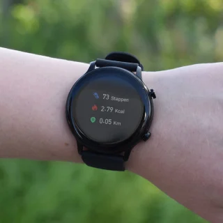 Kiraal Fit 4 Smartwatch Zwart