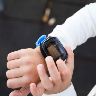 One2track Connect NEO blauw GPS horloge kinderen