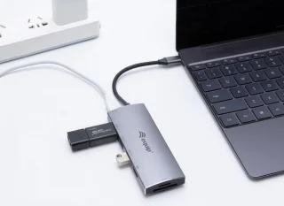 Equip USB-C (mannelijk) 7-in-1 Adapter/Dockingstation