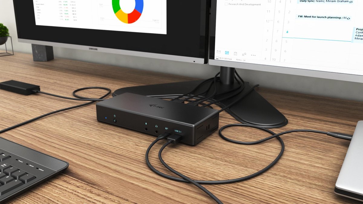 i-Tec C31QUATTRODOCKPD USB Hub Black