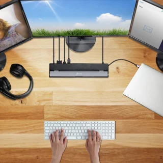 j5create JCD543P-EN USB-C Triple Display Docking Station