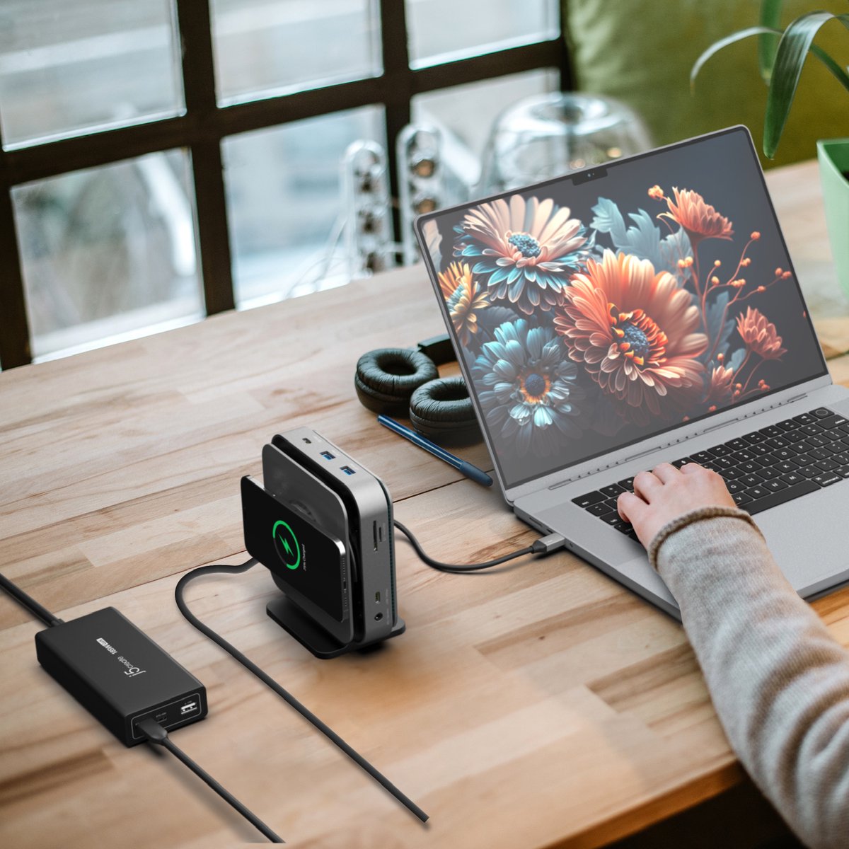 j5create USB-C Dual 4K HDMI Dock