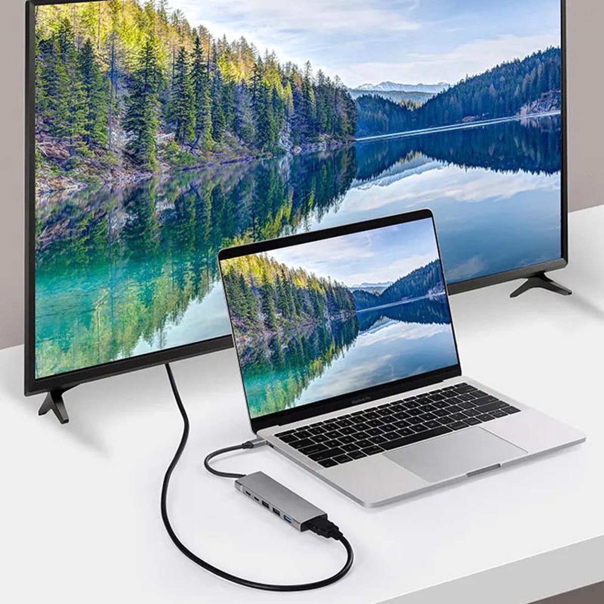 M-TECK 9-in-1 USB-C Docking Station Hub