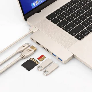 M-TECK USB-C Dock voor MacBook Air/Pro - Starlight review