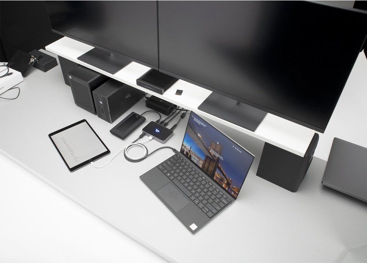 OWC Thunderbolt 4 Hub Zwart - 4x Thunderbolt/USB-C + 1x USB A