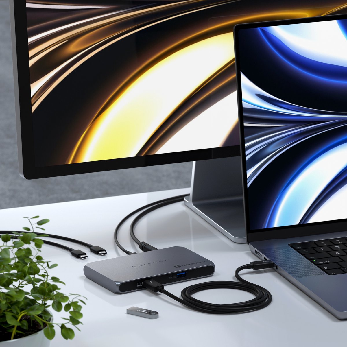 Satechi Thunderbolt 4 Slim Hub Space Gray