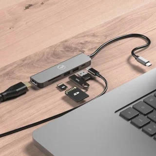 Universele USB-C Adapter Hub 6-in-1