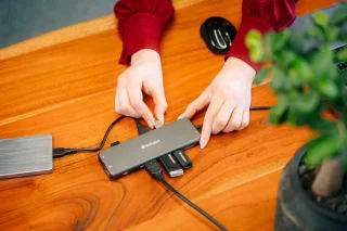 USB-C hub multipoort adapter