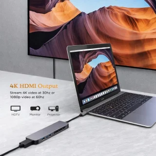 USB-C Hub - Multiport Adapter - Zwart