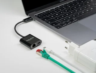 USB-C naar Gigabit Ethernet-adapter, zwart