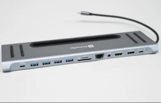 XtremeMac Docking Hub Station 12 Poorten Zilver