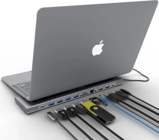 XtremeMac Docking Hub Station 12 Poorten Zilver