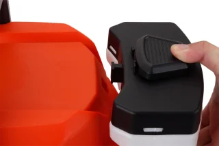 Kibani Nat/ Droogzuiger - Inclusief 3 flessen Reinigingsmiddel - Alleszuiger met Accessoires - met Sproeifunctie - 1600W - Tapijtreiniger - Inclusief Opzetstukken