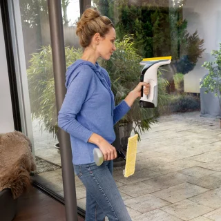 Kärcher FC 4-4 Floor Cleaner Battery Set & WV 4-4 Combi