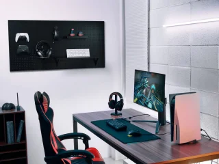 LG UltraGear OLED 27GR95QE-B 27 inch QHD Gaming Monitor