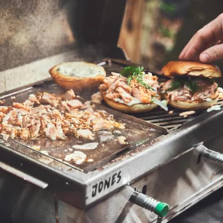 Burnhard Plancha RVS grillplaat voor gasbarbecue JONES & Spatel Set