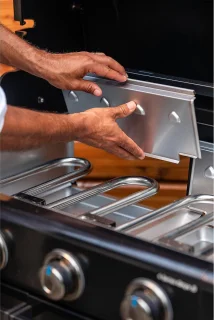 Campingaz 4 Series Onyx S gasbarbecue met zijbrander