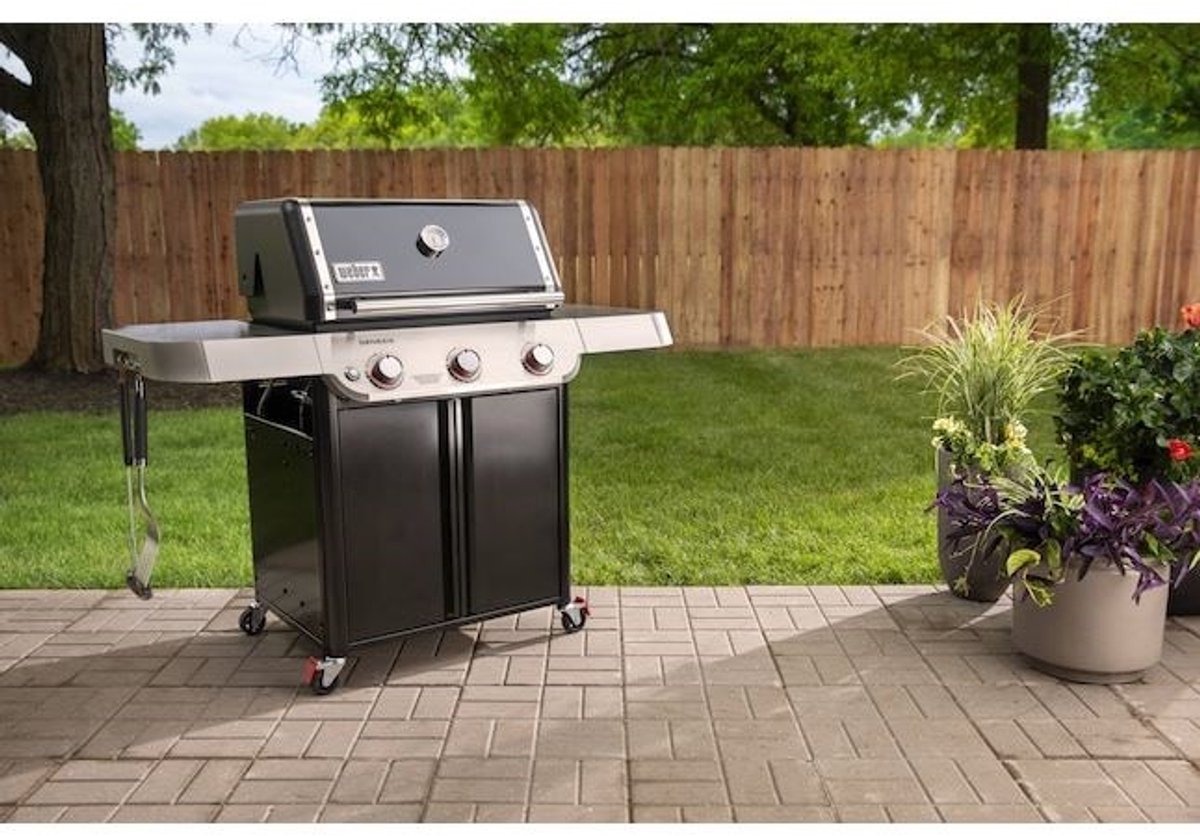 Wat vinden we goed aan de Weber Genesis E315 Gasbarbecue Zwart