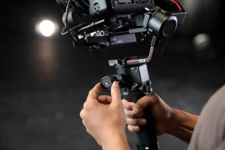 DJI RS 2 Pro Combo Gimbal