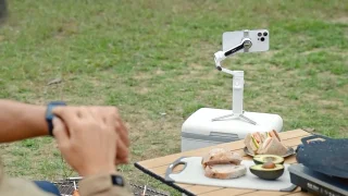 Insta360 Flow 2 Pro Bundle Summit White