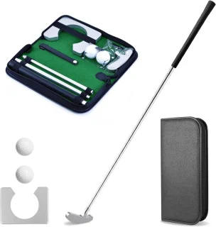 De Indoor mini golf set met putter en 2 golfclubs in één oogopslag