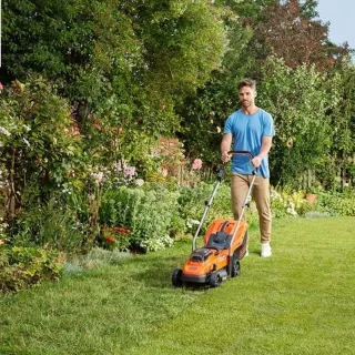 B+D 18V 33cm Grasmaaier BARE