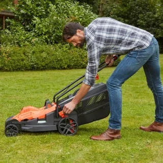 B+D Easy Steer 42cm 1800W Maaier 50L