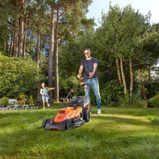B+D Easy Steer 42cm 1800W Maaier 50L