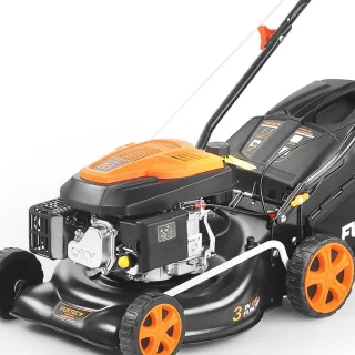 Benzine grasmaaier