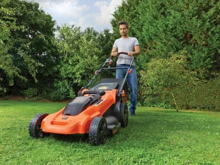 Black+Decker Grasmaaier 36V 48cm 2x2.0Ah