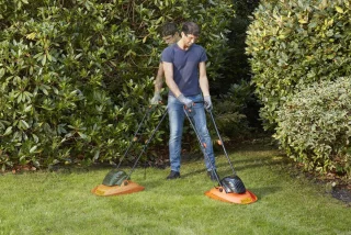 Black+Decker Hovermaaier 1200W 30cm