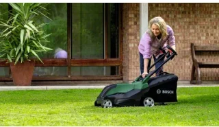 Bosch AdvancedRotak 44-750 Grasmaaier