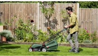 Bosch Home and Garden UniversalRotak 37-555 elektrische grasmaaier