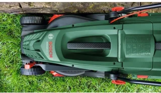 Bosch Home and Garden UniversalRotak 37-555 elektrische grasmaaier