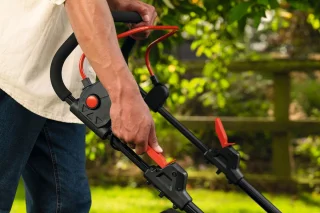 Wat vinden we goed aan de Bosch Rotak 18V2-43 Grasmaaier