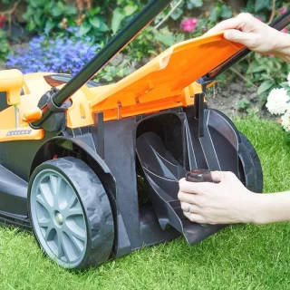 Elektrische accu grasmaaier 24V 37 cm