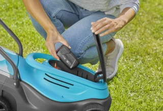GARDENA PowerMax 30/18V P4A Solo Grasmaaier 18V 300mm