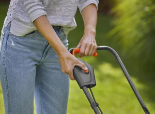 GARDENA PowerMax 30/18V P4A Solo Grasmaaier 18V 300mm