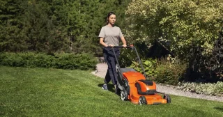 Husqvarna - LC 247i - Accu grasmaaier