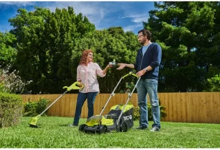 RYOBI ONE+ RLM18X33B40 Grasmaaier + OLT1825M Trimmer Pack 18V
