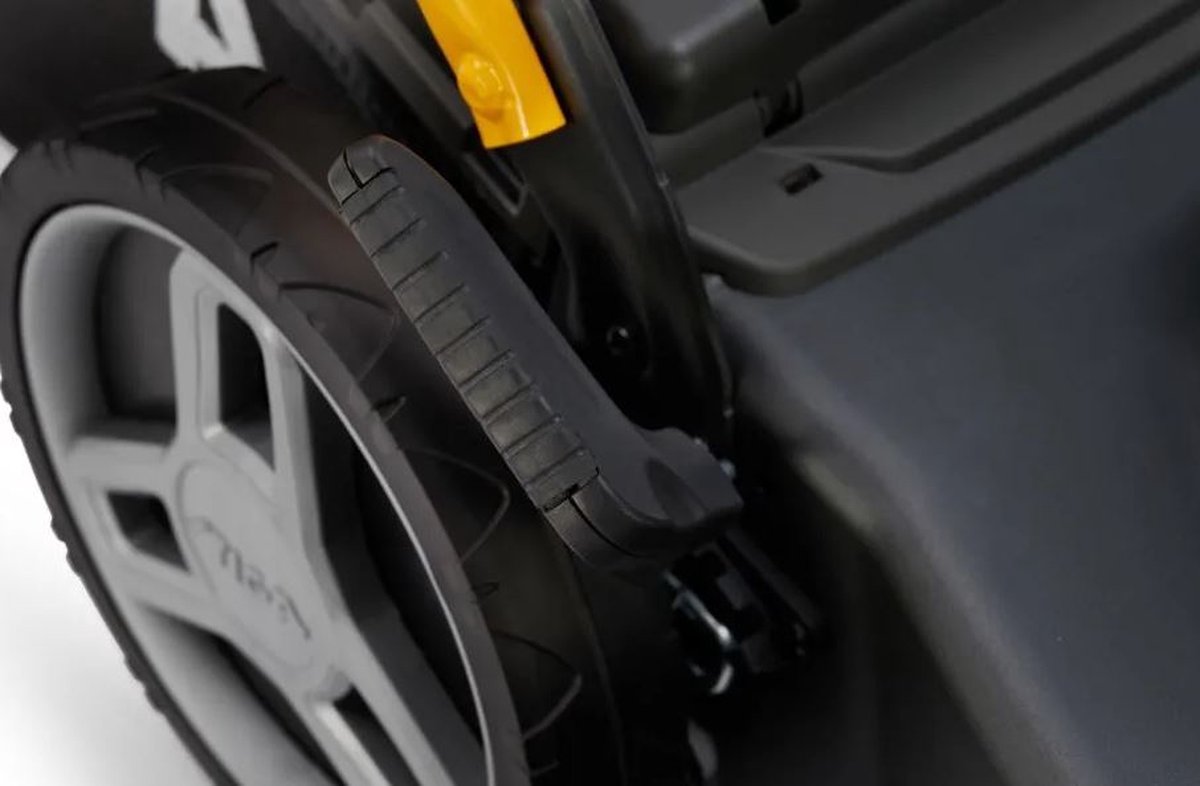 Wat vinden we goed aan de Stiga Combi 748 S Benzine Grasmaaier 155 cm