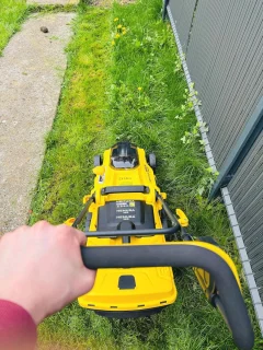 Welk merk (en eventueel modelnaam) moet ik gebruiken voor de titel?