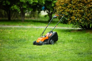 Yardforce LM C32A elektrische loopmaaier 20V