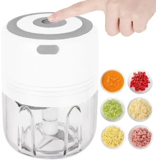 Elektrische Knoflook- & Groentehakker – USB Oplaadbaar – Draagbare Mini Chopper – hakmolen – groentesnijder – uiensnijder – 250ml – 40547