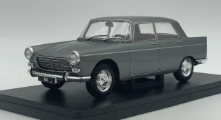 Peugeot 404 (1960) 1:24 schaalmodel