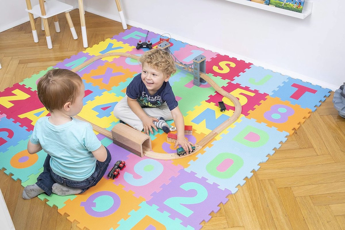 Wat vinden we goed aan de Puzzelmat 86-delig Cijfers en Hoofdletters voor Kinderen
