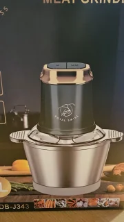 Royal Swiss Hakmolen 400W met 3L RVS Kom en 6 RVS Messen