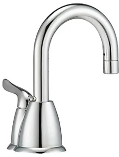 Instapbare instant warmwaterdispenser met roestvrijstalen tank
