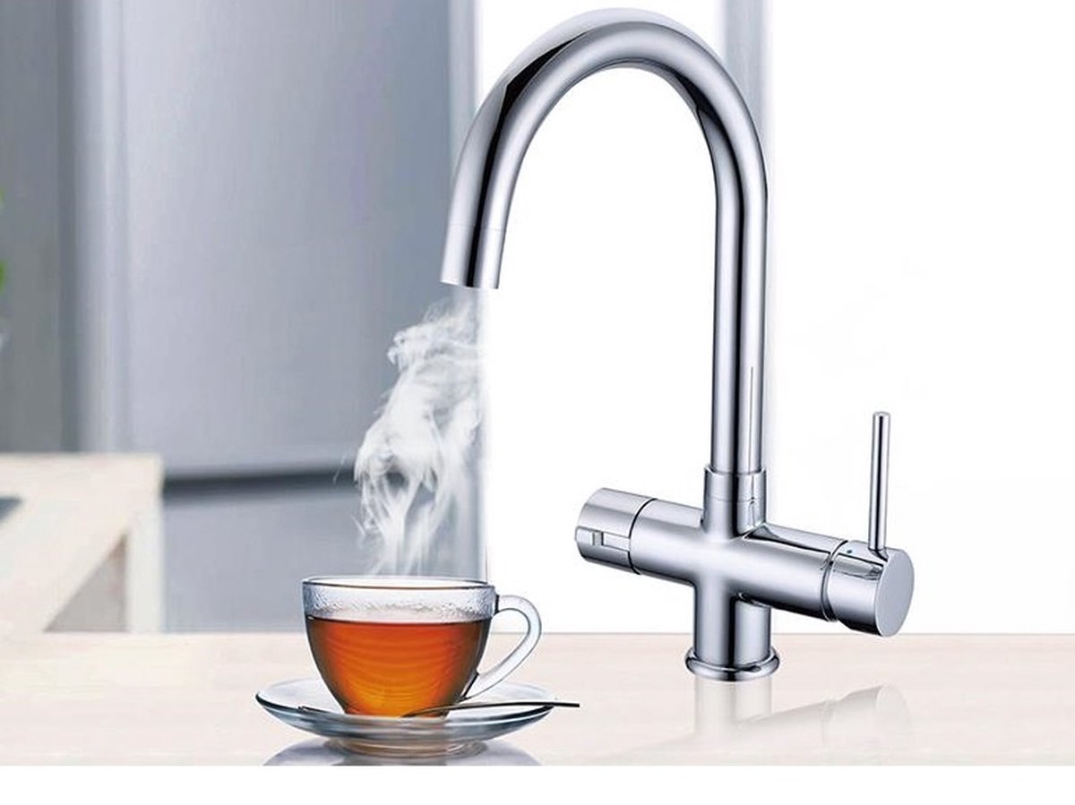 De 3 in 1 kokendwaterkraan verchroomd 2,3 L boiler in één oogopslag