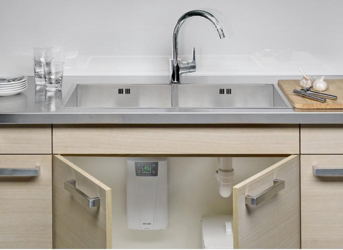 Wat vinden we goed aan de Clage CEX-U doorstromer 11/13.5 kW onderbouw